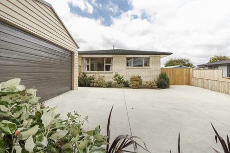 Photo of property in 23a John F Kennedy Drive, Milson, Palmerston North, 4414