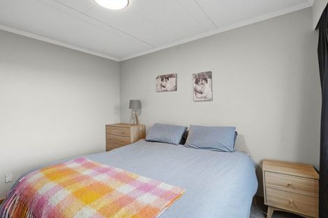Photo of property in 48 Diana Street, Lumsden, 9730