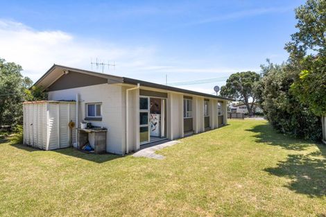 Photo of property in 108 Linton Crescent, Whangamata, 3620