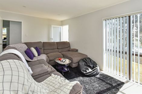 Photo of property in 18 Taitimu Drive, Weymouth, Auckland, 2103