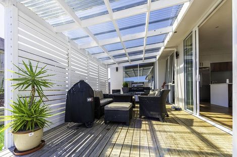 Photo of property in 15 Artists Avenue, Beachlands, Auckland, 2018