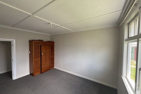 Photo of property in 14 Liverpool Street, Levin, 5510