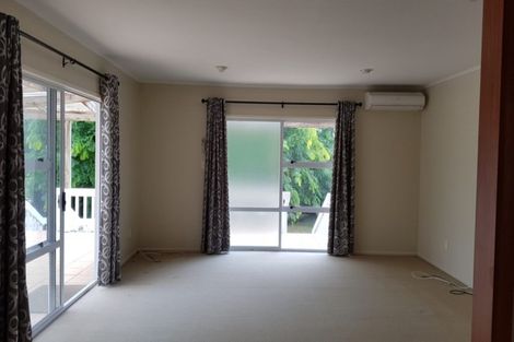 Photo of property in 27 Arrow Road, Forrest Hill, Auckland, 0620