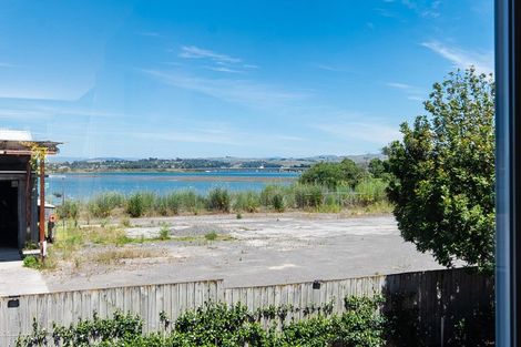 Photo of property in The Terraces, 4/9 Humber Street, Pandora, Napier, 4110