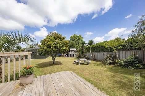 Photo of property in 41 Riverhead Road, Kumeu, 0810