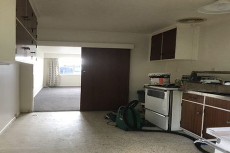 Photo of property in 4/210 Newlands Road, Newlands, Wellington, 6037