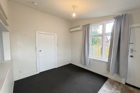 Photo of property in 102 Barbour Street, Waltham, Christchurch, 8011
