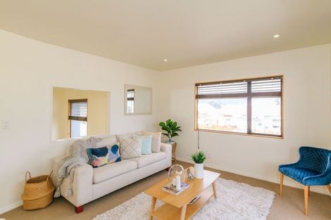 Photo of property in 243 The Esplanade, Petone, Lower Hutt, 5012