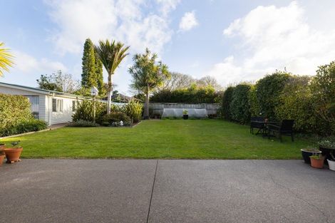 Photo of property in 27 Casey Avenue, Fairfield, Hamilton, 3214