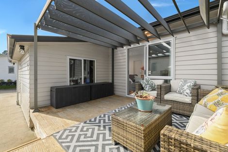 Photo of property in 11 Kamahi Crescent, Papamoa Beach, Papamoa, 3118