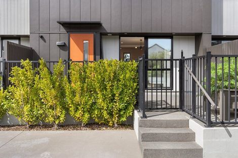 Photo of property in 37 Cessna Crescent, Mangere, Auckland, 2022