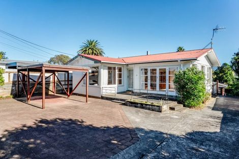 Photo of property in 21 Gray Avenue, Paraparaumu Beach, Paraparaumu, 5032