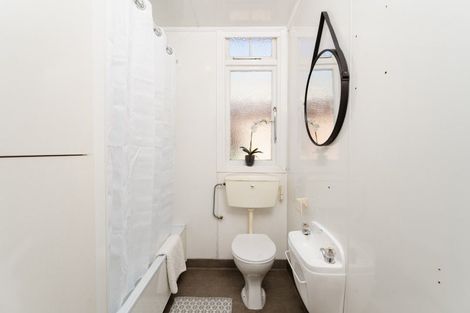 Photo of property in 267 Macandrew Road, Forbury, Dunedin, 9012