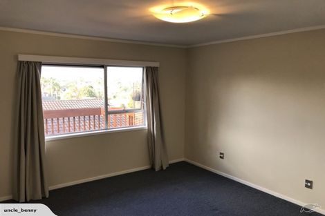 Photo of property in 2/30 Simkin Avenue, St Johns, Auckland, 1072