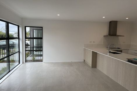Photo of property in 13a Ventura Street, Mangere, Auckland, 2022