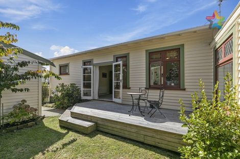 Photo of property in 17 Pirie Crescent, Moera, Lower Hutt, 5010