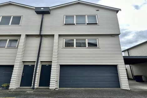 Photo of property in 2/49 Henderson Valley, Henderson, Auckland, 0612