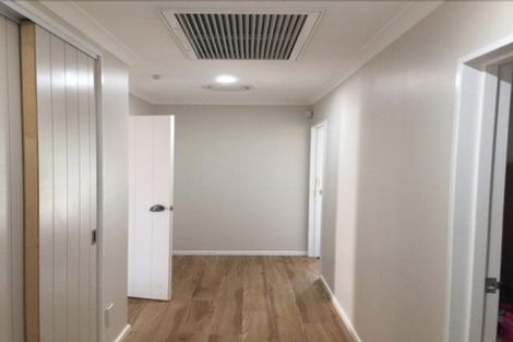 Photo of property in 34 Erne Crescent, East Tamaki, Auckland, 2016