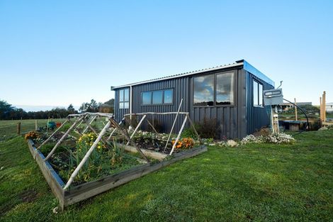 Photo of property in 235 Bay Paddock Road, Hapuku, Kaikoura, 7371