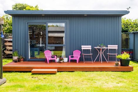 Photo of property in 103 Effingham Street, North New Brighton, Christchurch, 8083