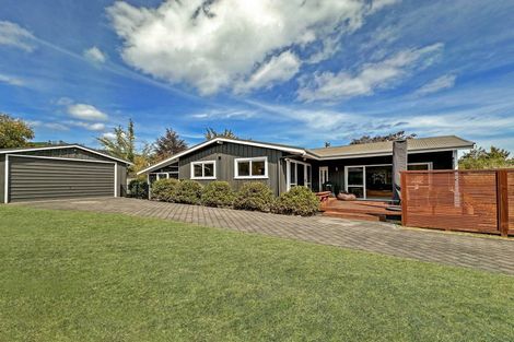 Photo of property in 13 Yasmin Lane, Kinloch, Taupo, 3377