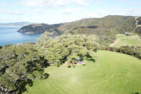 Photo of property in 78 Te Whara Way, Taiharuru, Onerahi, 0192