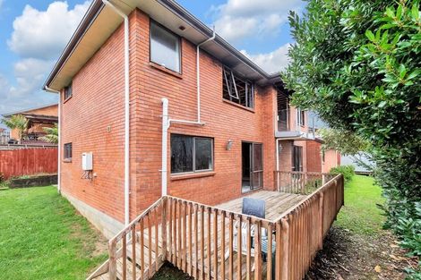 Photo of property in 8 Gordon Stanley Drive, Massey, Auckland, 0614