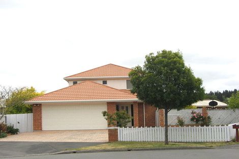 Photo of property in 10 Elmtree Close, Parklands, Christchurch, 8083