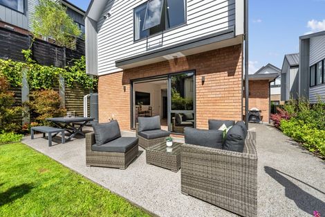 Photo of property in 10d Windlass Street, Long Bay, Auckland, 0630