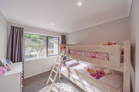 Photo of property in 5 Windsor Road, Waipawa, 4210