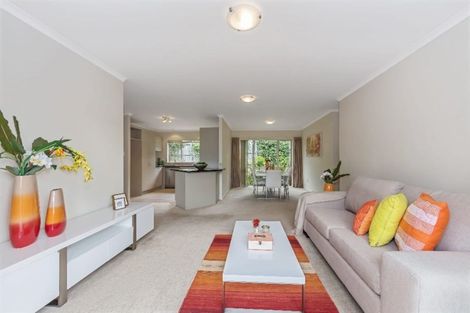 Photo of property in 5 Saltwood Street, Red Beach, 0932