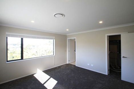 Photo of property in 10 Vazey Way, Hobsonville, Auckland, 0618