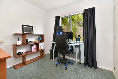 Photo of property in 37a Brightside Road, Stanmore Bay, Whangaparaoa, 0932