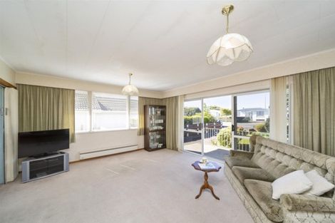 Photo of property in 93 Waihi Road, Hawera, 4610