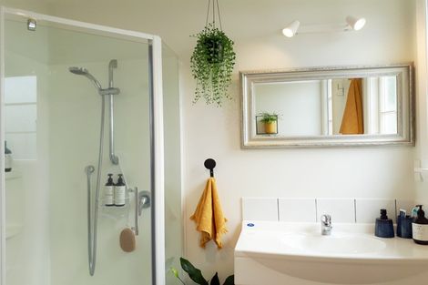 Photo of property in 64 Nelson Crescent, Carterton, 5713