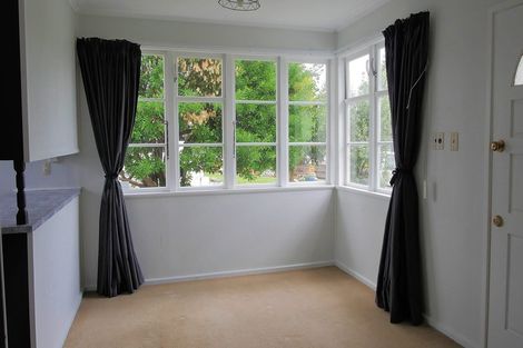 Photo of property in 34 Clyde Crescent, Roslyn, Palmerston North, 4414