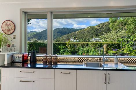 Photo of property in 19 Pingau Street, Paekakariki, 5034