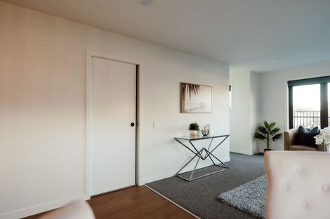 Photo of property in 15b Speedy Crescent, Hillcrest, Auckland, 0627