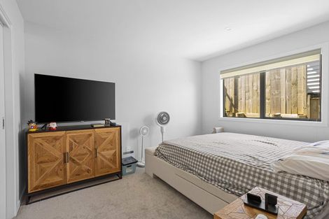 Photo of property in 11 Pacific Heights Road, Orewa, 0931