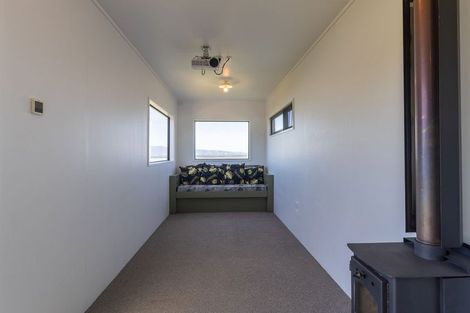 Photo of property in 54 Rotomanu Rise, Western Lake, Featherston, 5773