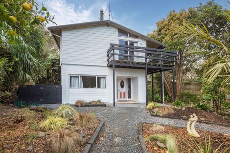 Photo of property in 56 Matai Road, Raumati South, Paraparaumu, 5032
