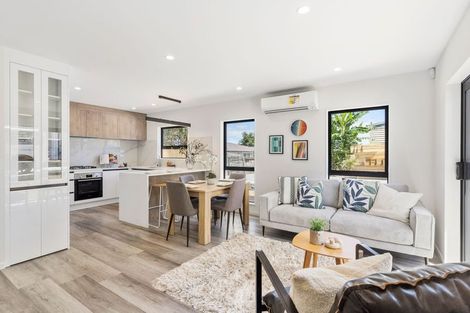 Photo of property in 3/156 Coxhead Road, Wattle Downs, Auckland, 2103