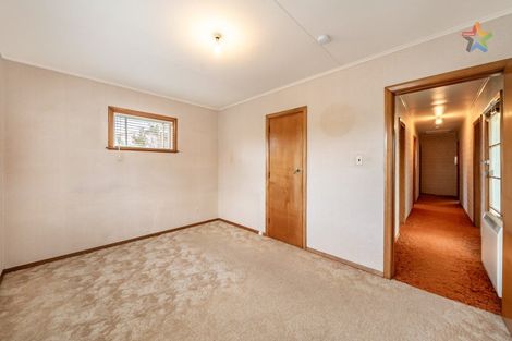 Photo of property in 4 Ashforth Street, Wainuiomata, Lower Hutt, 5014