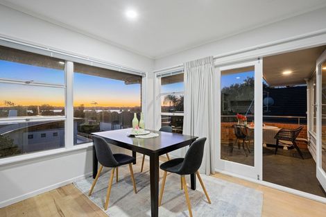 Photo of property in 37 Clovelly Road, Bucklands Beach, Auckland, 2012