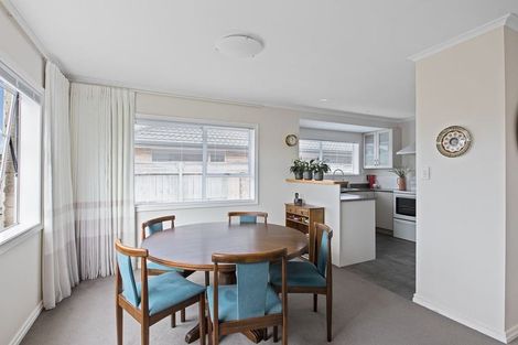 Photo of property in 32a Edward Avenue, Orewa, 0931