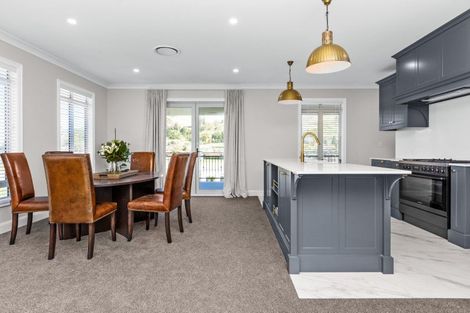 Photo of property in 1 Ridgeway Terrace, Taradale, Napier, 4112