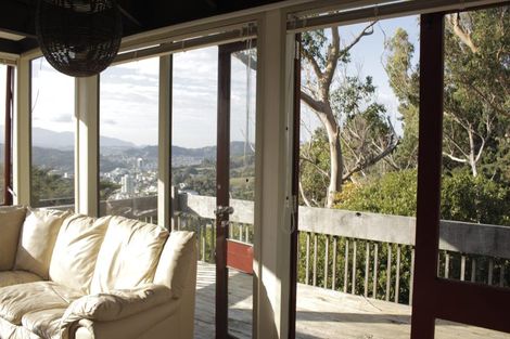 Photo of property in 21a Hadfield Terrace, Kelburn, Wellington, 6012