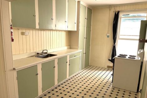 Photo of property in 11 Halsey Street, Clinton, 9534