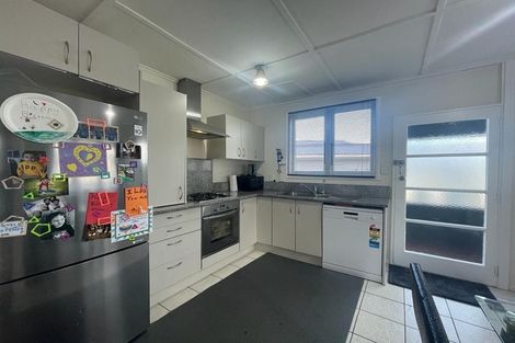 Photo of property in 11b Inver Street, Glen Eden, Auckland, 0602