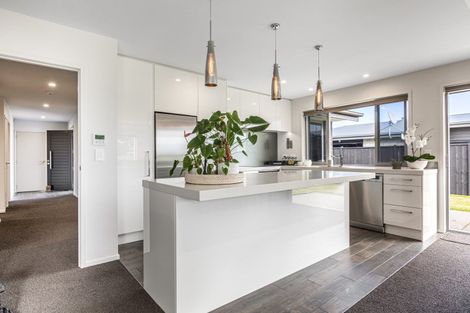 Photo of property in 15b Goble Road, Clarks Beach, Pukekohe, 2679